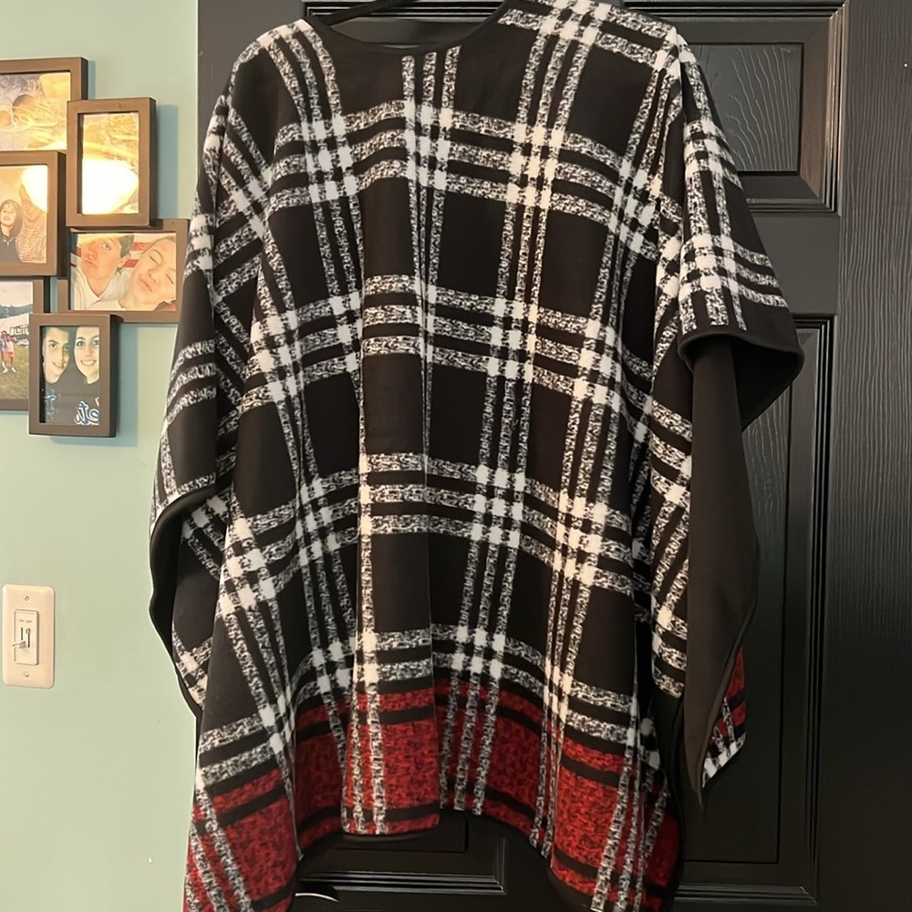 NWT Flannel Pattern Shaul Size Large - Picture 3 of 3